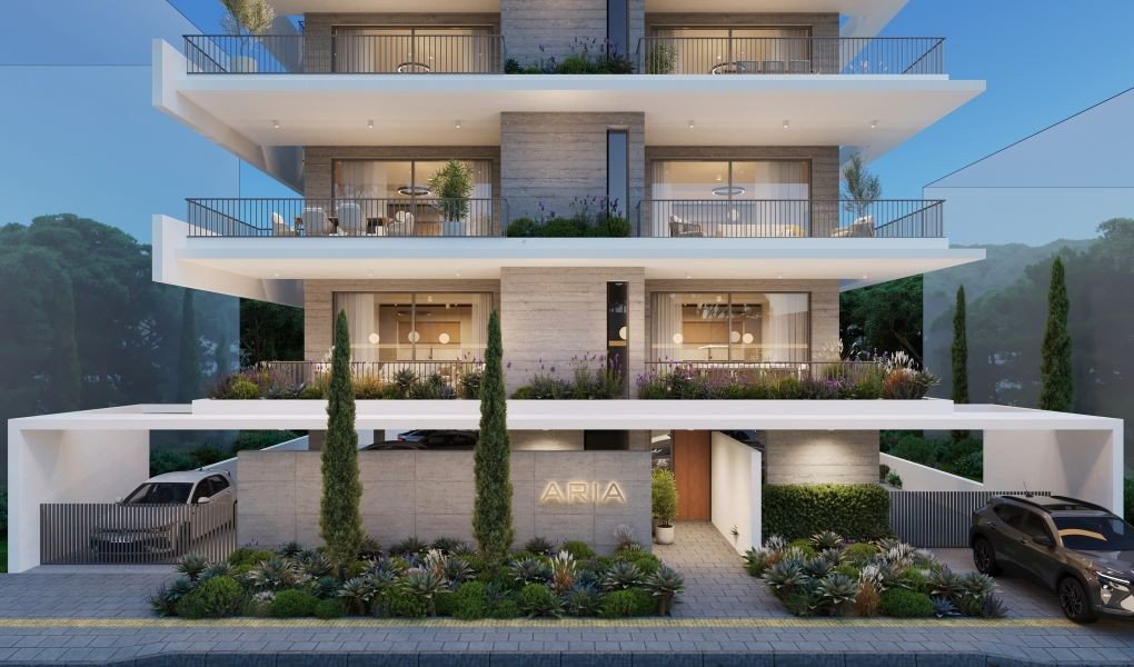 Penthouse with large terraces in Paphos