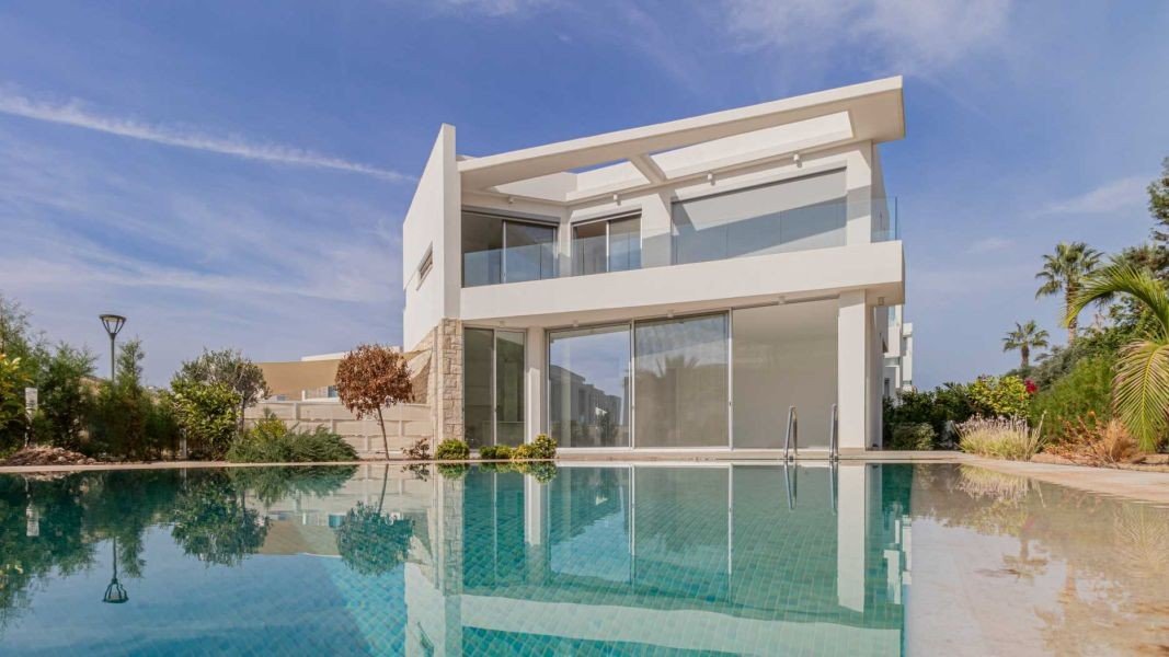 Villa in seafront gated complex in Paphos