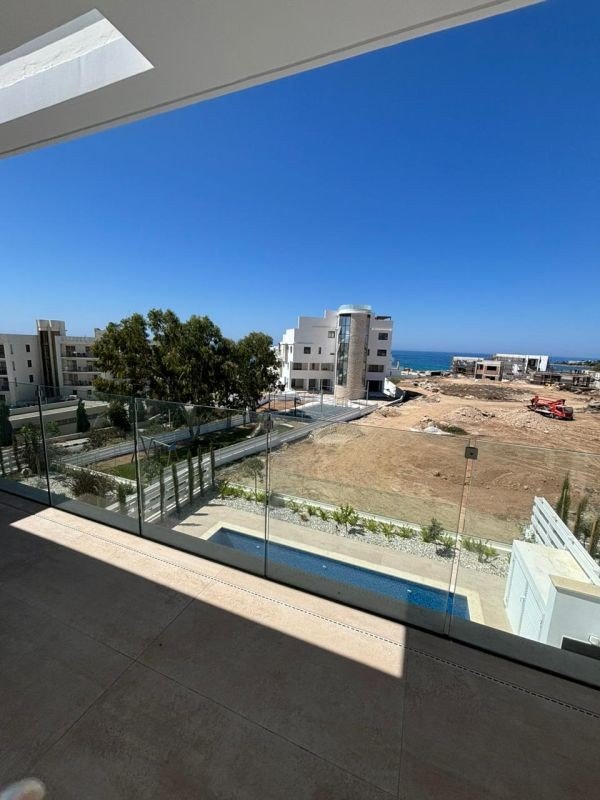 Villa in seaside development in Paphos
