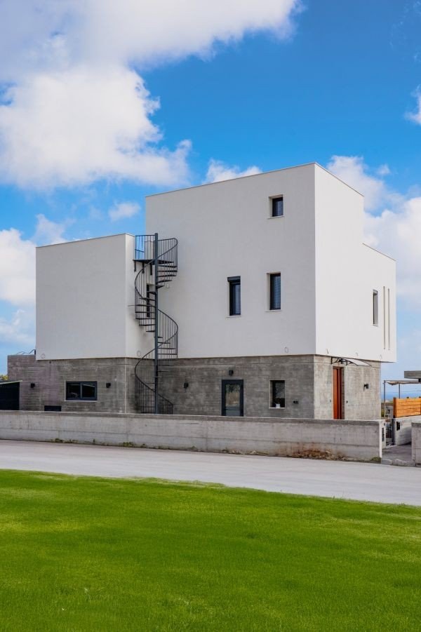 Villa close Golf& Lumio School in Paphos