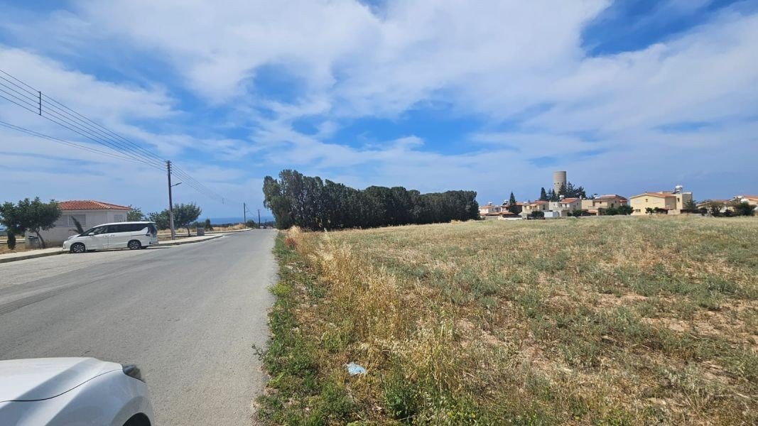Villa close Golf& Lumio School in Paphos