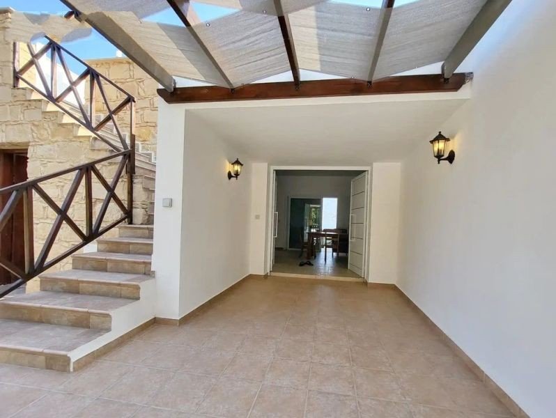 Seaview Bungalow on Large Plot in Polis