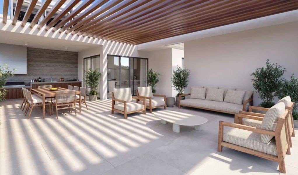SeaView Penthouse with large terraces in Paphos