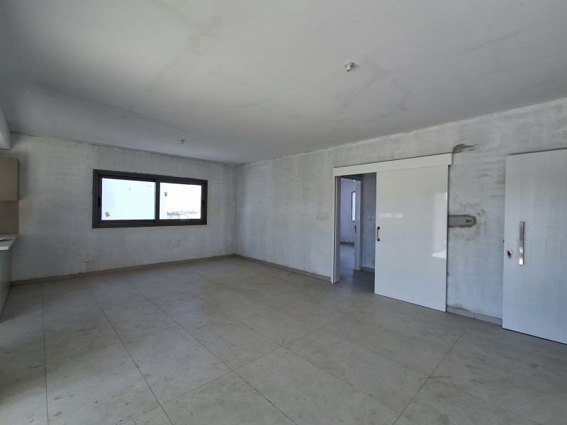 Bezugsfertige Wohnung in Upper Universal