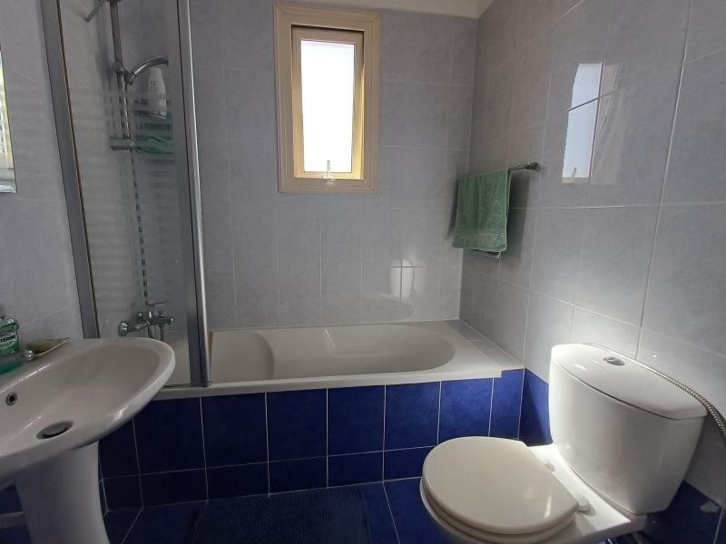 Spacious Apartment close to Sea in Paphos