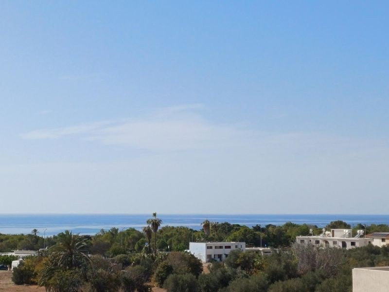 Spacious Apartment close to Sea in Paphos