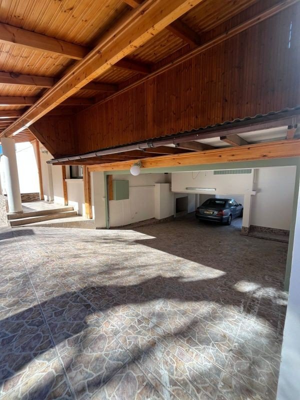 Gebäude– Bürofläche im Zentrum von Paphos