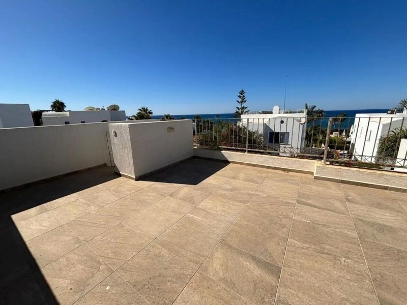 Villa nur 150 m vom Meer in Paphos