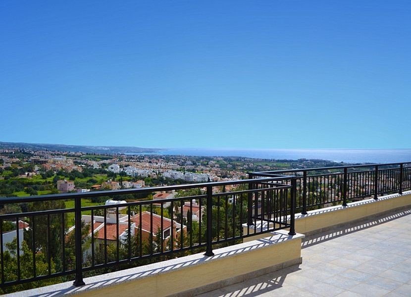 KeyReady Villa with Unobstructed Sea Views in Paphos