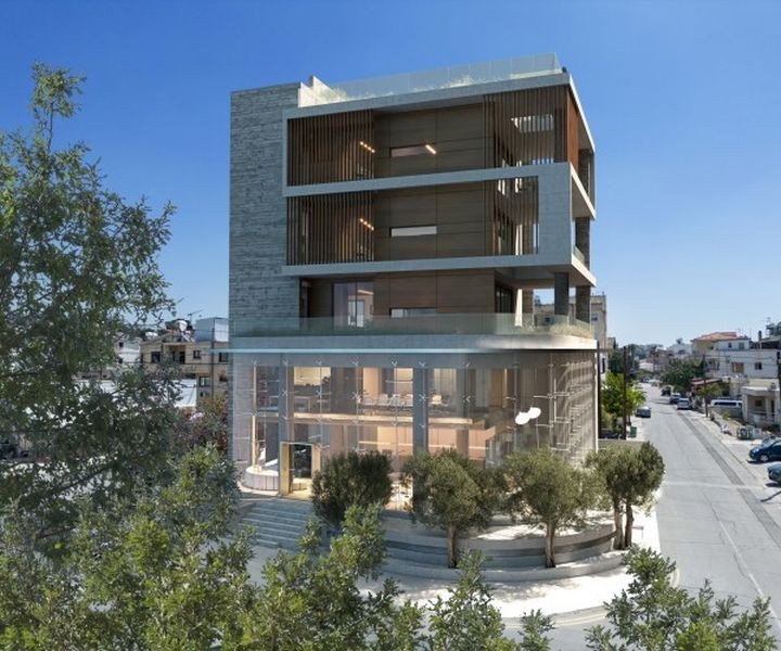 Geschäftsturm an der Hauptstraße in Paphos
