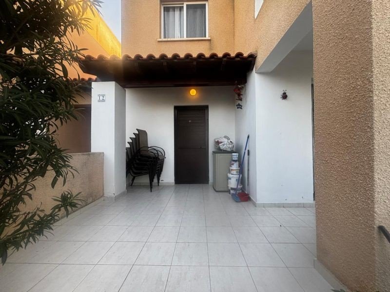 Geräumiges Stadthaus mit Meerblick in Paphos
