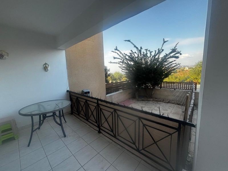 Geräumiges Stadthaus mit Meerblick in Paphos