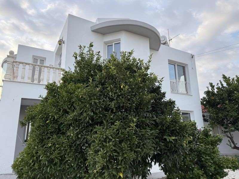 Spacious villa near sea in Paphos