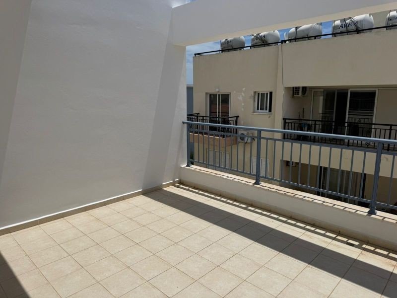 11 Apartments in einem Wohngebäude in Paphos