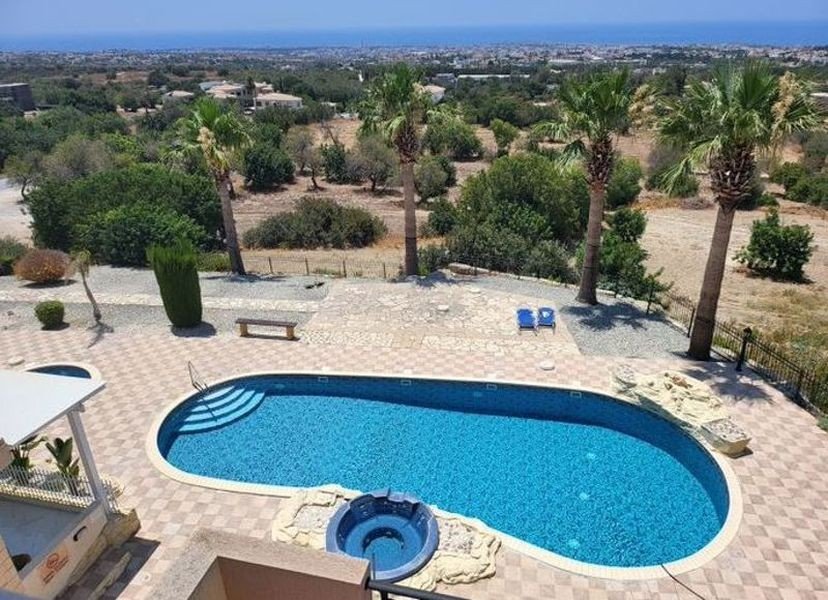 SeaView GroundFloor Flat in Paphos