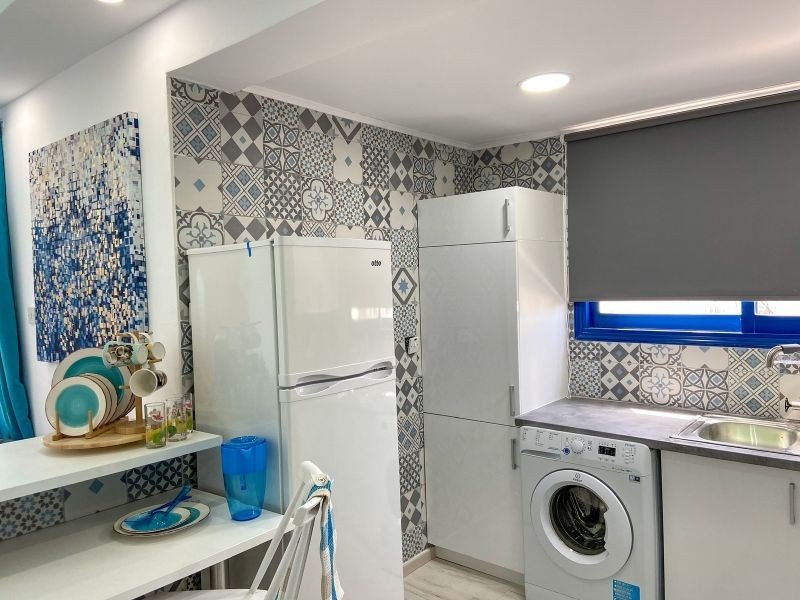 Renovated Top‑Floor Apartment in Universal, Paphos