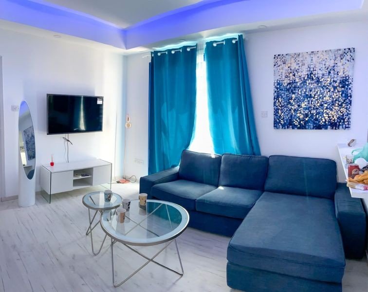 Renovated Top‑Floor Apartment in Universal, Paphos
