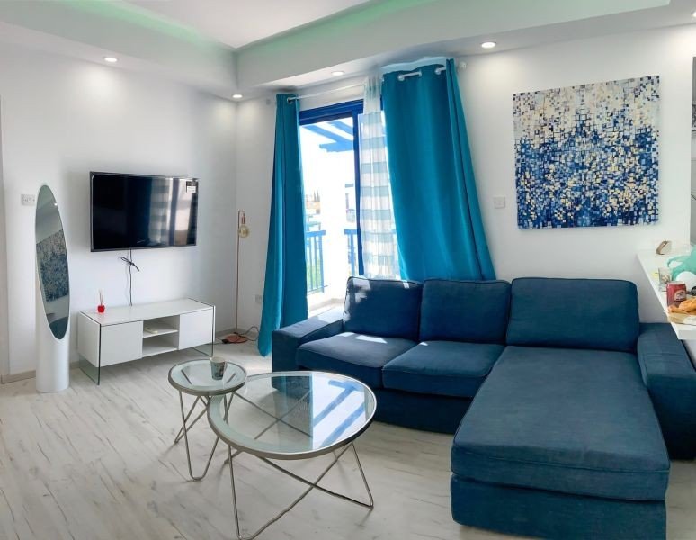 Renovated Top‑Floor Apartment in Universal, Paphos