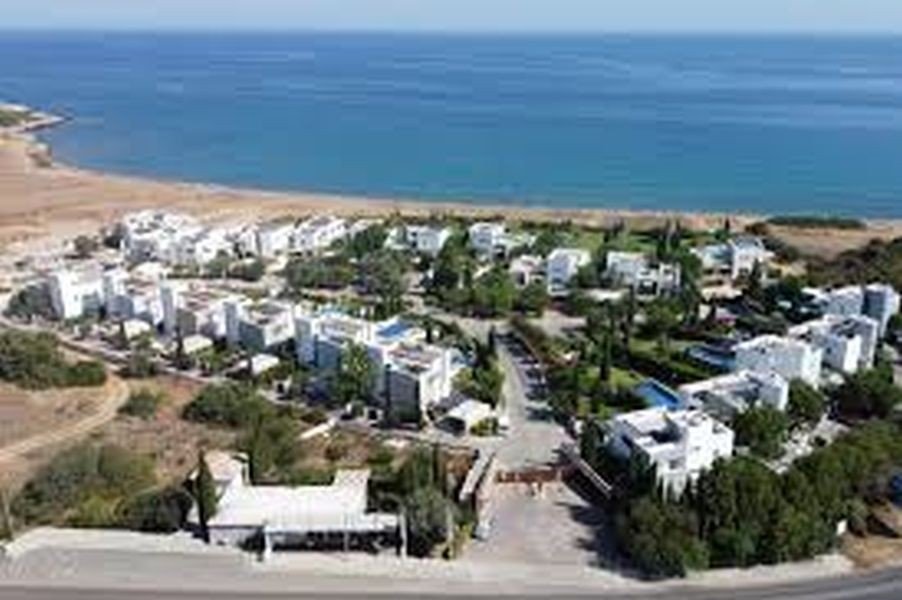 Вилла на Первой Береговой Линии моря