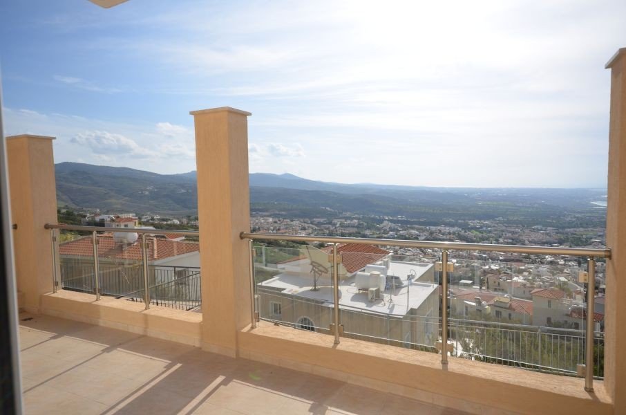 Spacious SeaView Villa in Paphos
