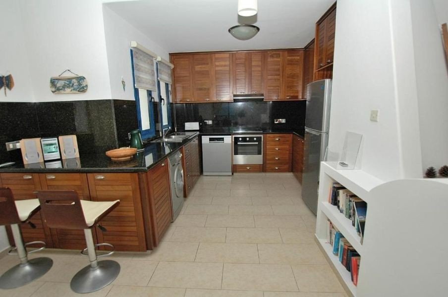 Beachfront villa on large plot in Paphos