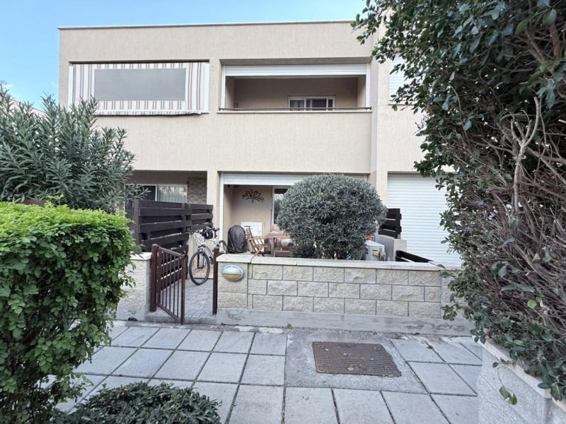 Reihenhaus in einer geschlossenen Wohnanlage nahe dem Meer in Paphos