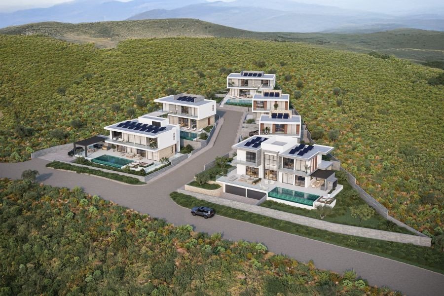 Spacious Villa with Sea Views in Paphos