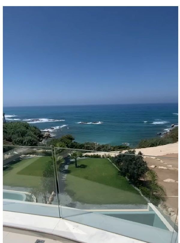 Sea Front Key Ready villa in Paphos