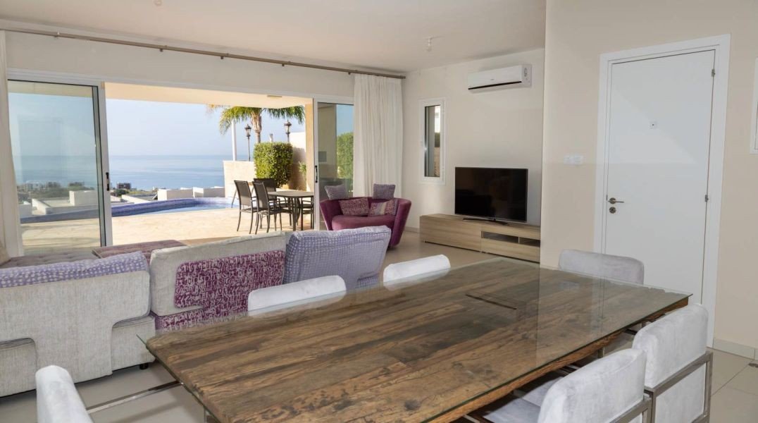 Villa mit Meerblick 300m vom Meer in Paphos