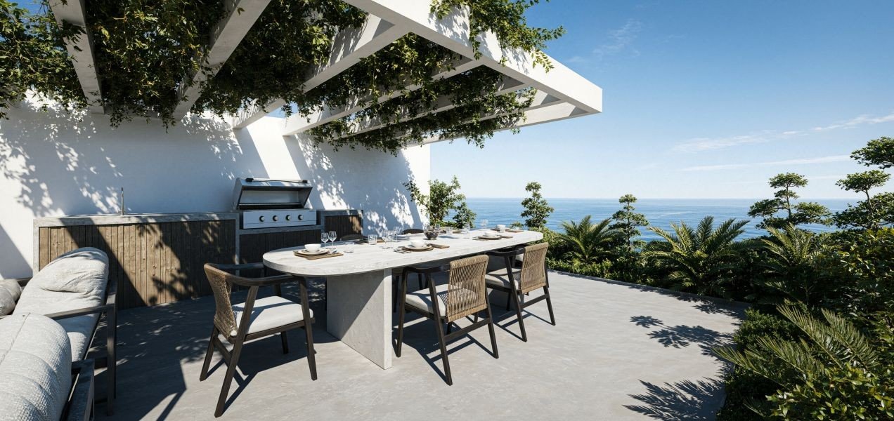 Flat with Roof Terrace by Beach in Paphos