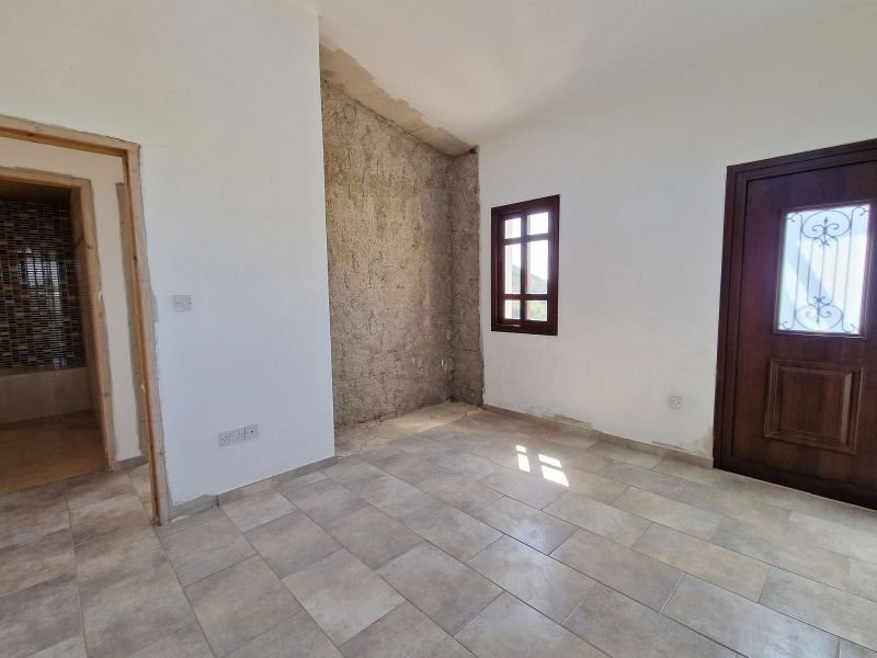 Incomplete seaview stone villa 350m from coast