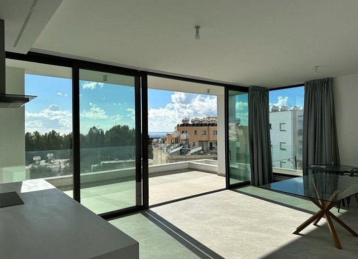 Modern luxury seaview apartment