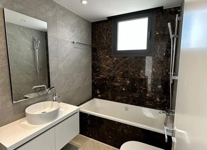 Modern luxury seaview apartment