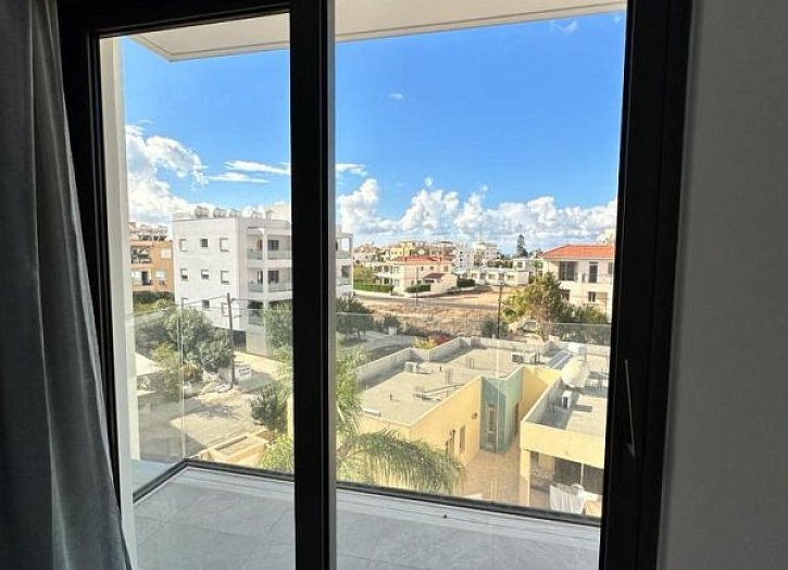 Modern luxury seaview apartment