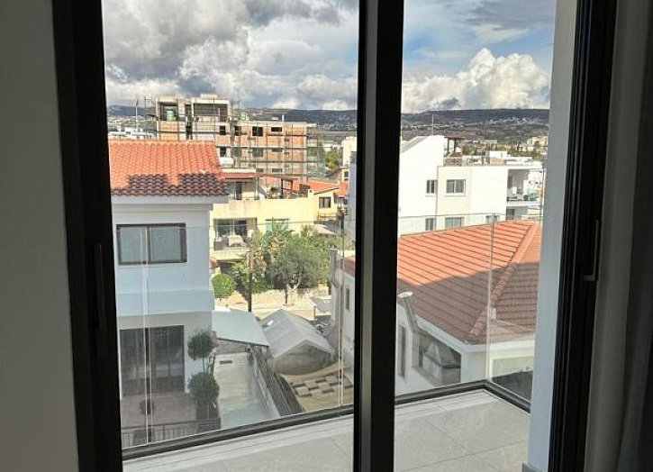 Modern luxury seaview apartment