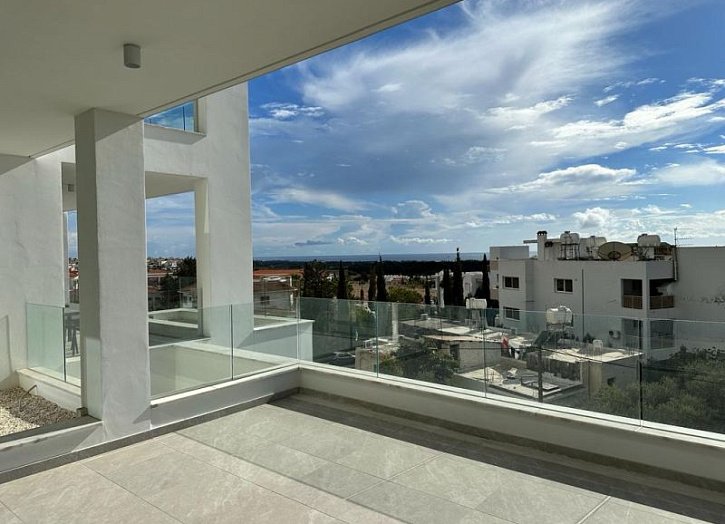 Modern luxury seaview apartment