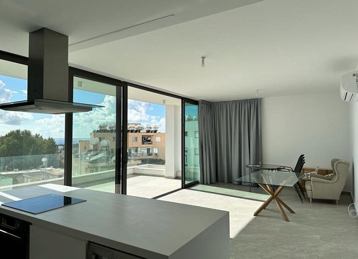 Modern luxury seaview apartment
