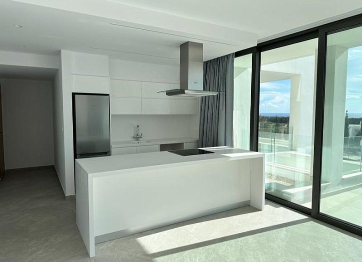 Modern luxury seaview apartment