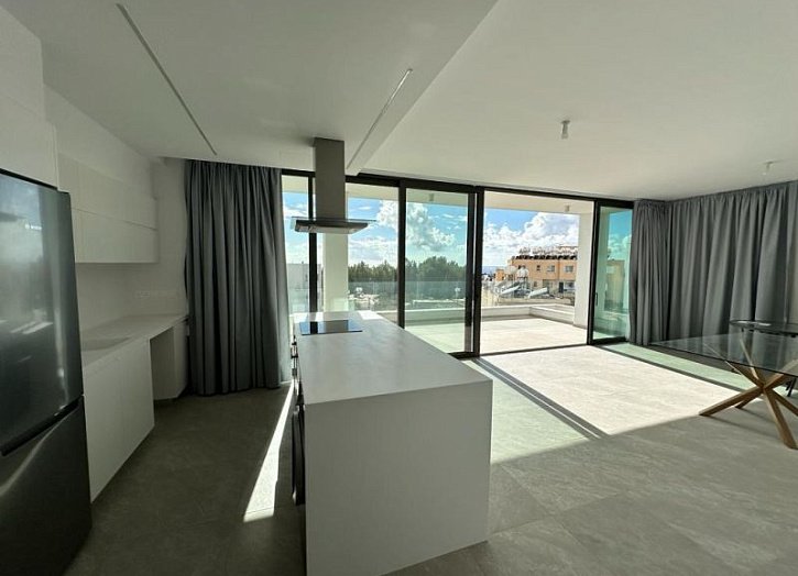 Modern luxury seaview apartment