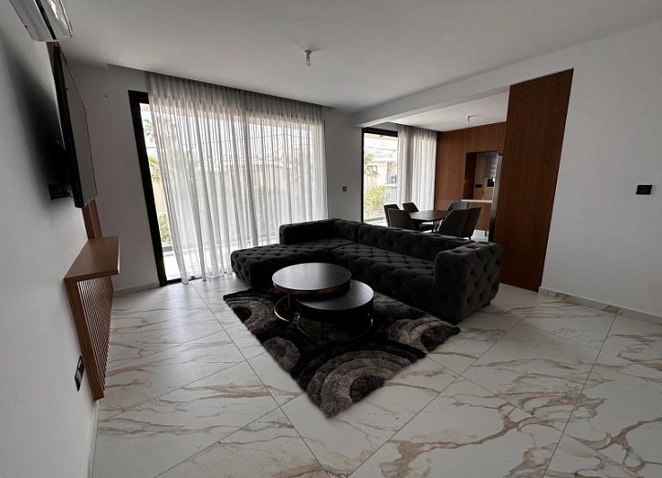 Smart flat close to beach&school