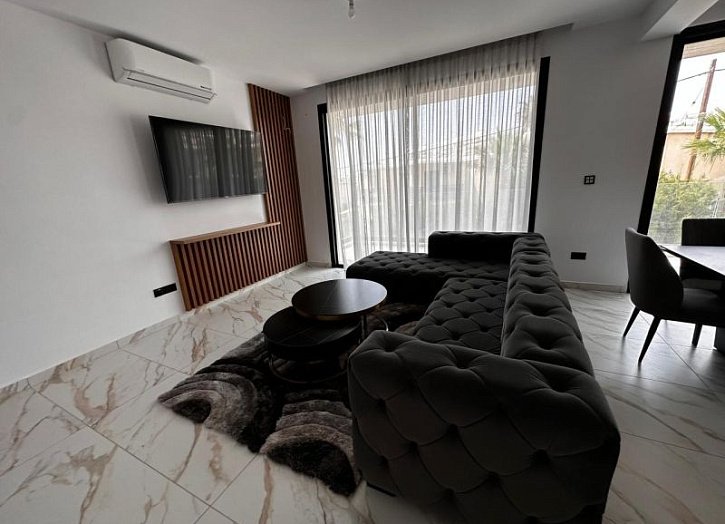 Smart flat close to beach&school