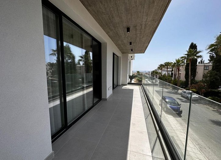 Smart flat close to beach&school