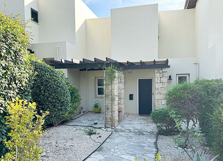 Junior Villa in Adonis Village close to amenities