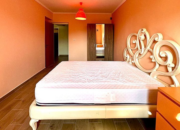 Junior Villa in Adonis Village close to amenities