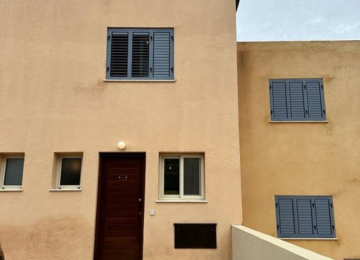 Townhouse with sea&mountains views