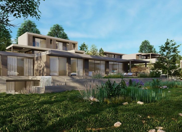 Modern villa with sea views close to amenities