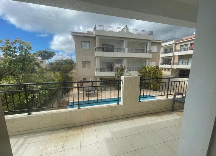 Apartment with large balcony