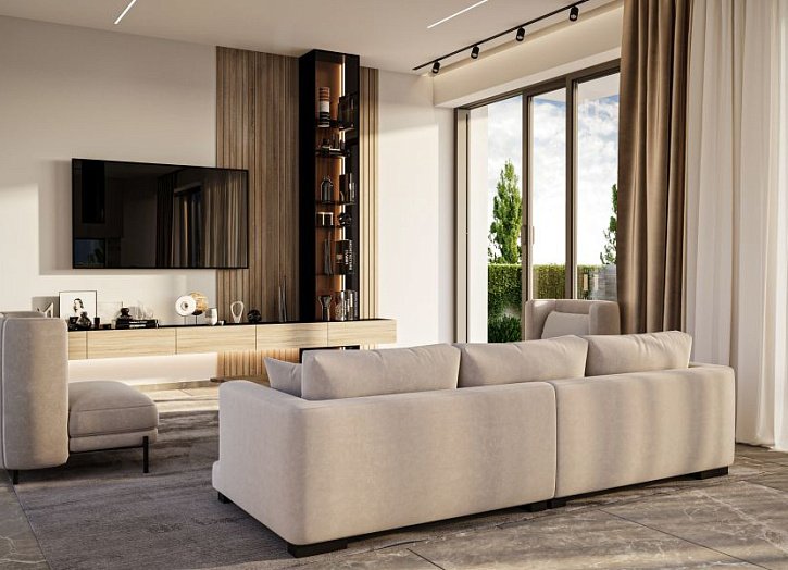 Spasious villa close to city