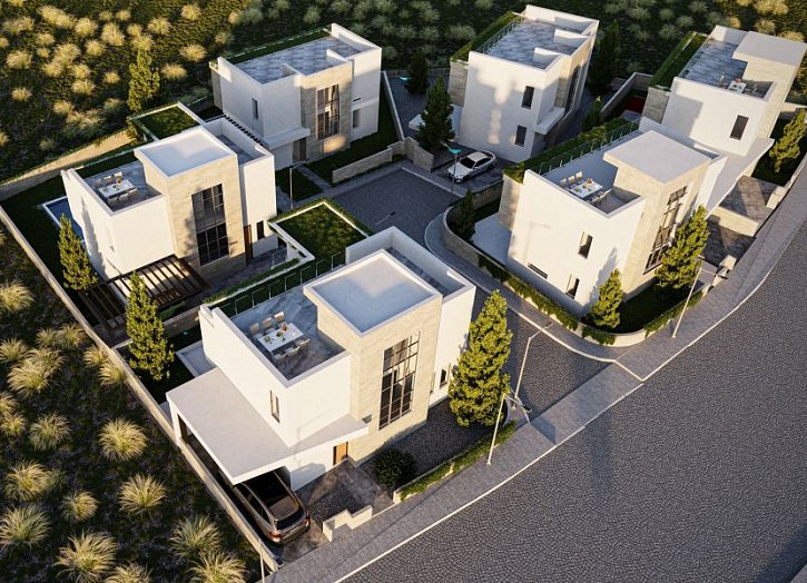 Spasious villa close to city