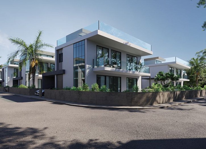 Villa in gated complex by sea